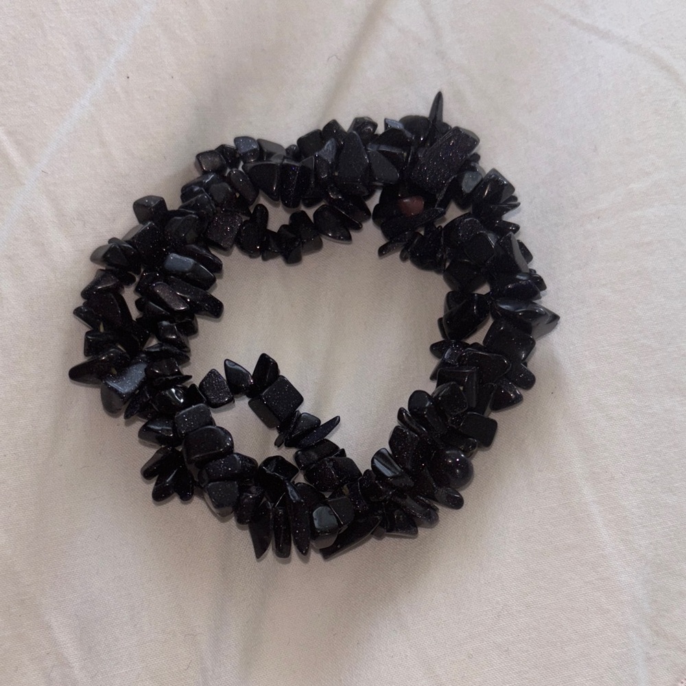 Deep Blue Agate Chip Bracelet